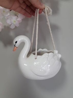 Ceramic White Swan Hanging Planter
